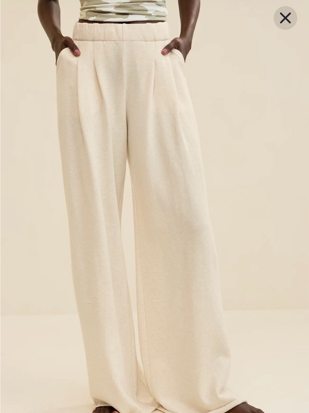 Aerie Street Trousers size medium Cream